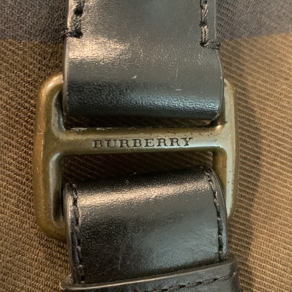 Burberry Check Crossbody Bag *RARE* - Picture 16 of 16